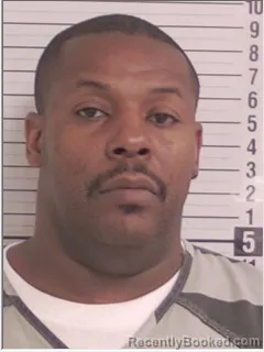 Mugshot of Donteris Frankly Hartsfield booked in Bay County, Florida on August 15, 2026