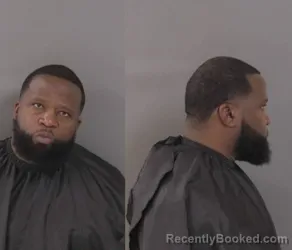 Mugshot of Lavoris Chevonne Reynolds