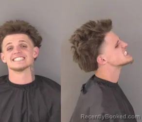 Mugshot of Hunter Edward Gruwell