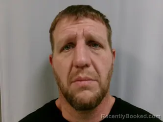 Mugshot of Dustin Lynn Phillips