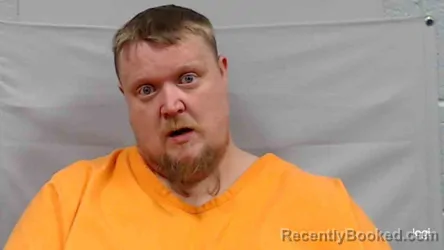 Mugshot of Cameron Scott Wyatt