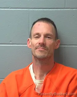 Mugshot of JEREMY RAY CLARK