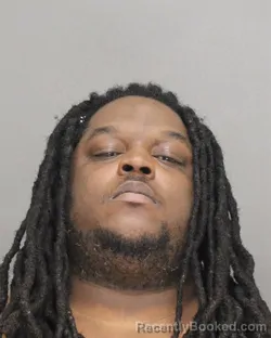 Mugshot of DEVON REGINALD LEWIS