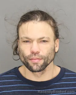 Mugshot of EDWIN NMI FIGUEROA-VAZQUEZ