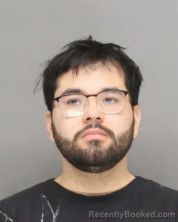 Mugshot of VICTOR ALEJANDRO FUNES-LARA