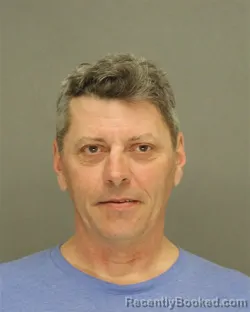 Mugshot of JASON ANDREW CLAYBAUGH