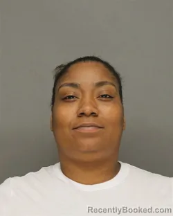 Mugshot of SHAWNICE MONIQUE KILLEBREW booked in Brown County, Wisconsin on June 30, 2026