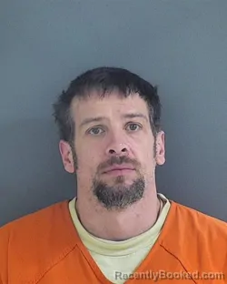Mugshot of DUSTIN LEE ROGERS