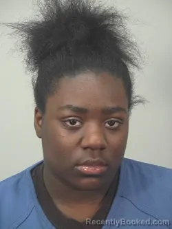 Mugshot of RIANNI MONAE RODGERS