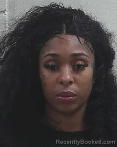 Mugshot of LARESHA A VALENTINE
