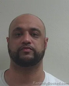 Mugshot of ANTONIO V SMITH