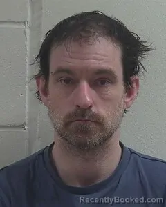 Mugshot of ADAM L ROSS