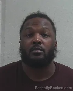 Mugshot of ANTONIO D HOLMES