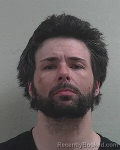 Mugshot of CODY T HARTLING