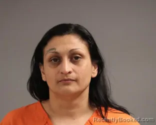 Mugshot of ANDREA MICHELLE MENDOZA booked in Jefferson County, Wisconsin on April 29, 2026