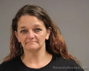 Mugshot of MANDI LYNN DODDS booked in Jefferson County, Wisconsin on April 24, 2026