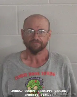 Mugshot of ANDREW JOHN YEATES booked in Juneau County, Wisconsin on August 3, 2026