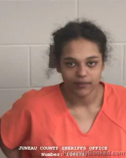 Mugshot of ALYSIA D STEWART