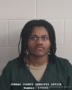 Mugshot of ZAVIONTAE M HAYES