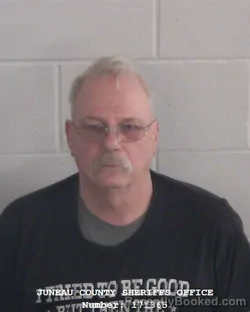 Mugshot of GILES R SIMONSON