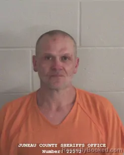 Mugshot of JUSTIN KEITH BENGTSON