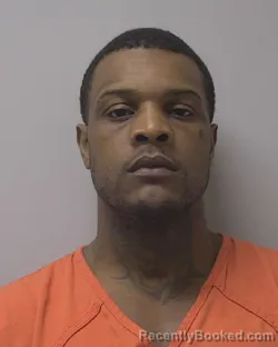 Mugshot of DIANTE DEQUON MARKIS DICKENS