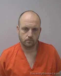 Mugshot of DONALD EDWIN HICKS