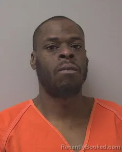 Mugshot of J R RIELLE BENFORD-STURZL