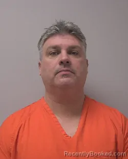 Mugshot of PETER LEGGERO