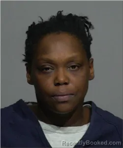 Mugshot of Roshunda Tolbert