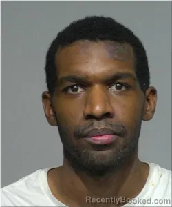 Mugshot of Moises Flores