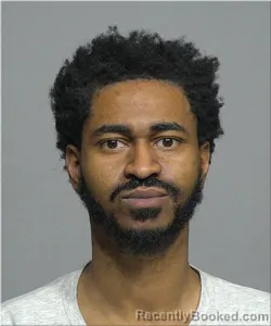 Mugshot of Keshaun Davis