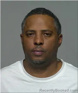 Mugshot of Raymond Lopez