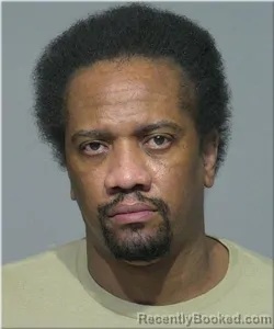 Mugshot of Laron Perry