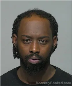 Mugshot of Jevon Davis