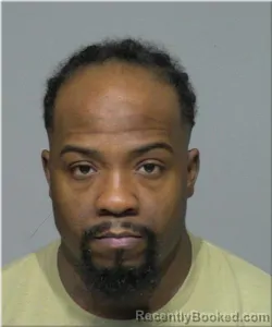 Mugshot of Mario Bates