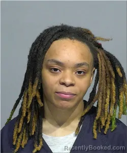 Mugshot of RayVeonna Wells booked in Milwaukee County, Wisconsin on April 6, 2026