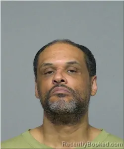 Mugshot of Derrick Shumate booked in Milwaukee County, Wisconsin on April 9, 2026