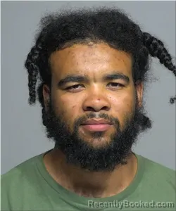 Mugshot of Daiquan Messling booked in Milwaukee County, Wisconsin on May 21, 2026