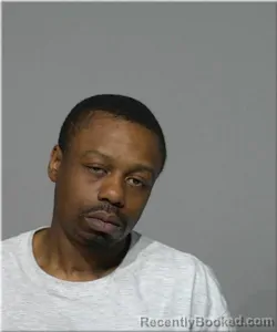 Mugshot of Deconian Pearson booked in Milwaukee County, Wisconsin on May 25, 2026