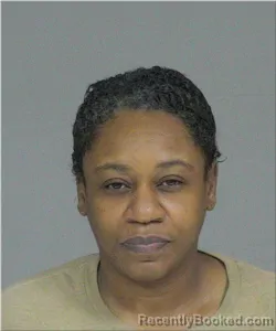 Mugshot of Tawanda Staten booked in Milwaukee County, Wisconsin on July 29, 2026