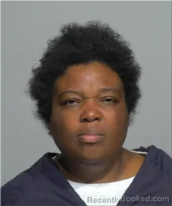Mugshot of Shanita Hampton booked in Milwaukee County, Wisconsin on August 20, 2026