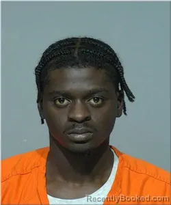 Mugshot of Emmanuel Roberson booked in Milwaukee County, Wisconsin on October 6, 2026