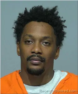 Mugshot of Oshea Robertson booked in Milwaukee County, Wisconsin on October 6, 2026