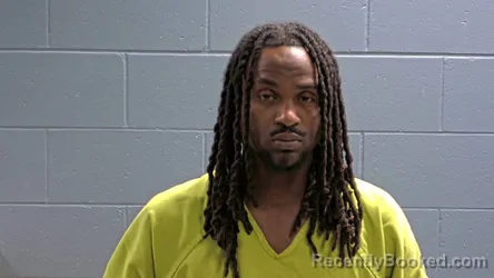 Mugshot of Lavon Elliott Montgomery