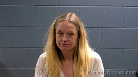 Mugshot of Jennifer Leigh Clark