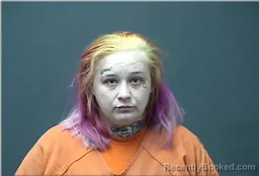 Mugshot of Carolynn Smith