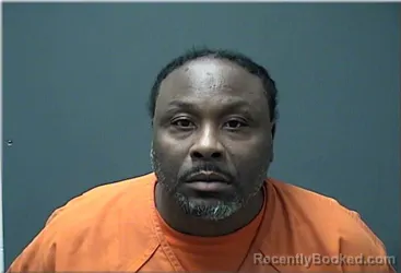 Mugshot of Lemar Howze booked in Ozaukee County, Wisconsin on May 21, 2026