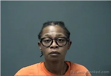 Mugshot of Quelanda Mitchell booked in Ozaukee County, Wisconsin on September 9, 2026