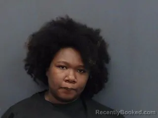 Mugshot of RONEISHA LANETTE TURNER